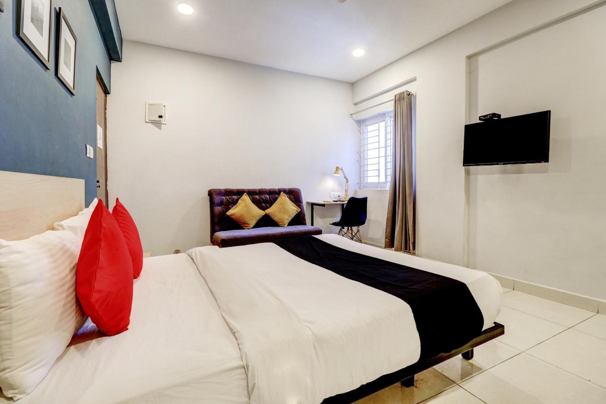 Silver Suites Bangalore Exterior foto